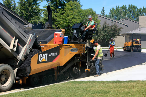 Best Brick Driveway Pavers  in Hazelwood, MO